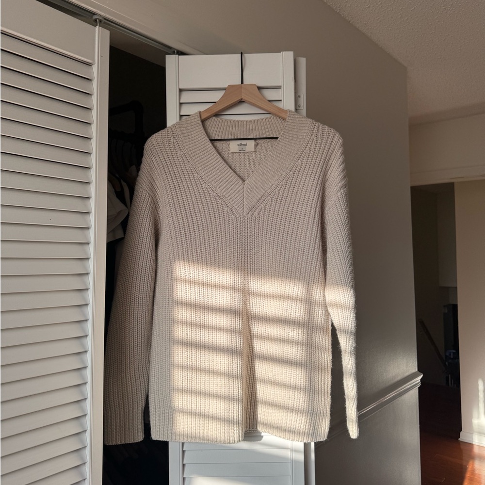 Aritzia Wilfred ‘Belize Sweater’ in Cream